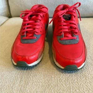 Nike Air Max Red and Gray Athletic Shoes size 7